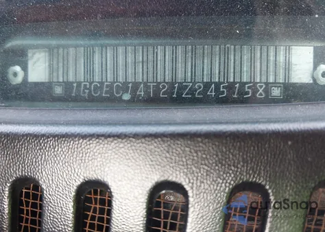 2001 Chevrolet Silverado 1500 Ls z USA, uszkodzony, nr VIN 1GCEC14T21Z245158